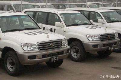 原以為非洲比較窮開不起車,事實卻不是這樣